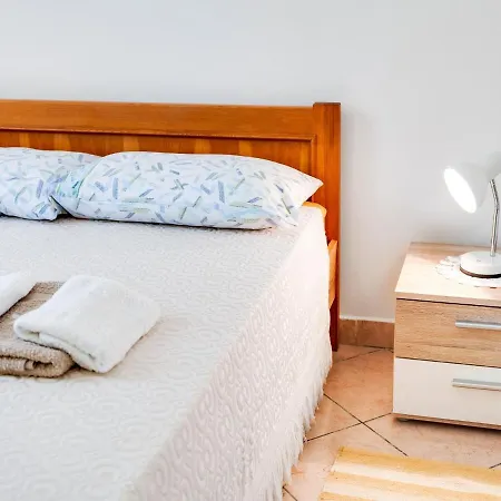 Secluded In Pore With Garden * Porec